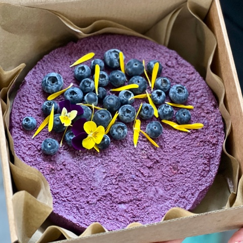 TARTA CHEESECAKE<br/>de Frutos Rojos<br/>(Vegana)